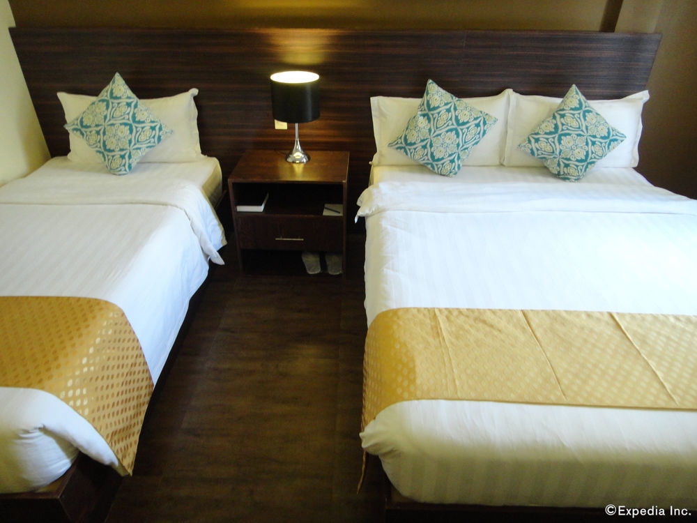 Aziza Paradise Hotel Puerto Princesa Zewnętrze zdjęcie